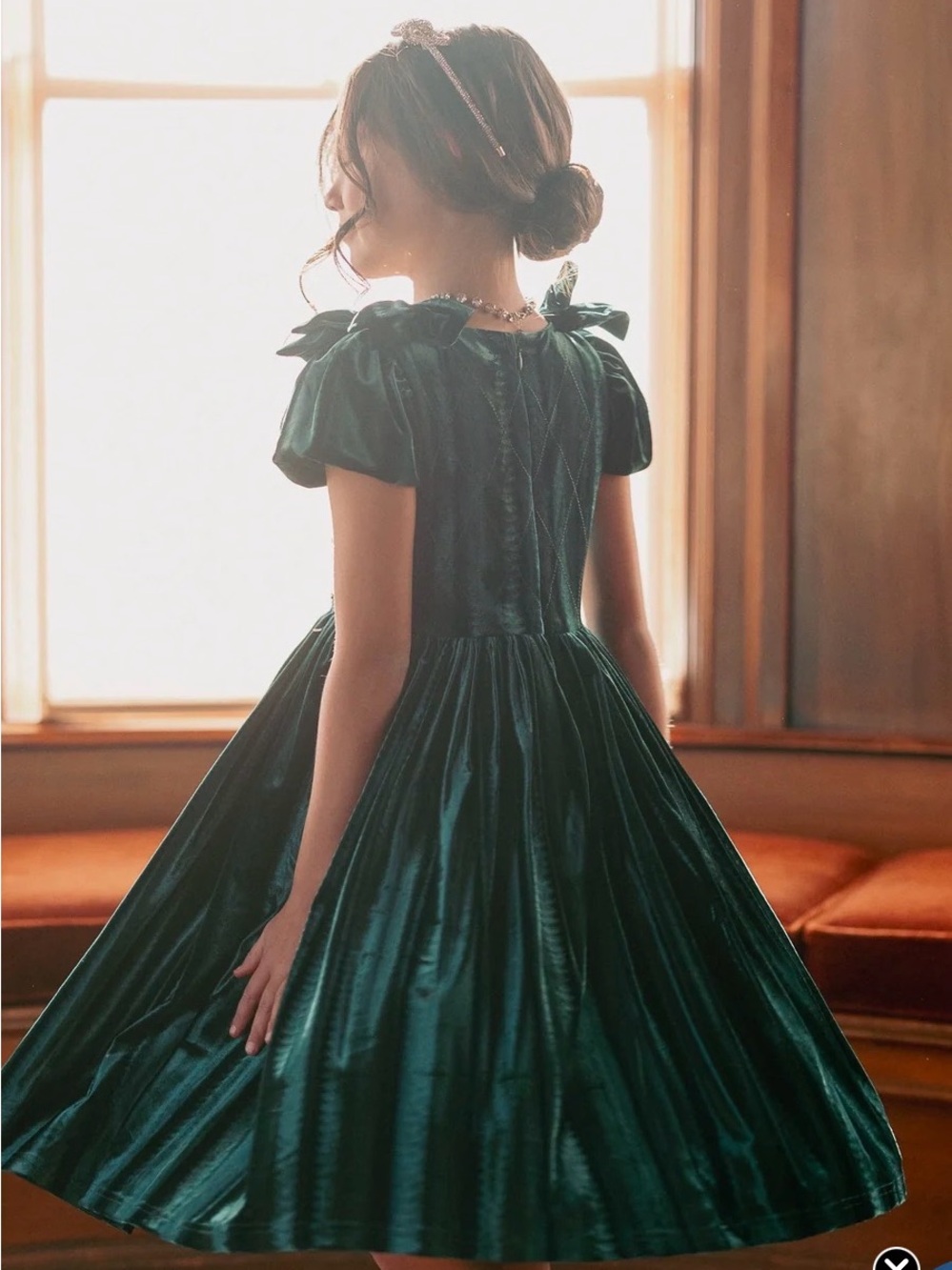 Ivy City Co Mini Tiara Dress - emerald green - Picture 4 of 11